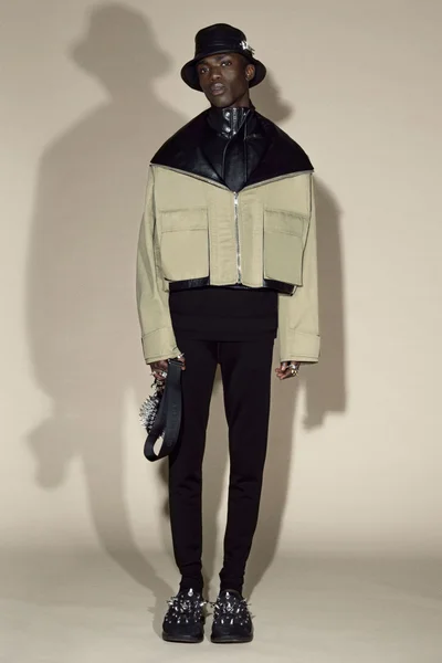 Look 33